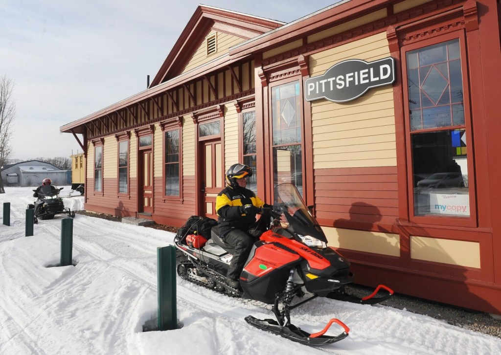 Warmer, rainier winters limit riding season for Maine snowmobiling clubs