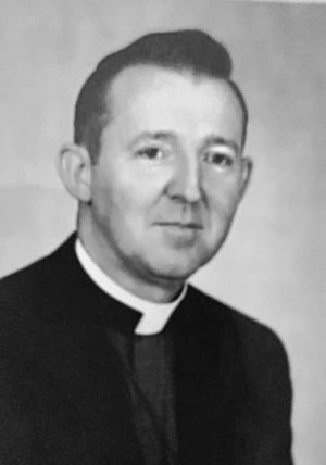 Rev. Kenneth L. Lindsey