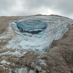 Italy Glacier Hikers Killed