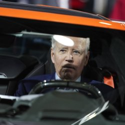 APTOPIX Biden Detroit Auto Show