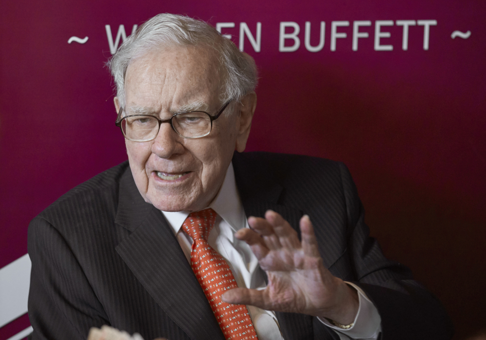 Buffett Blasts Streetcar