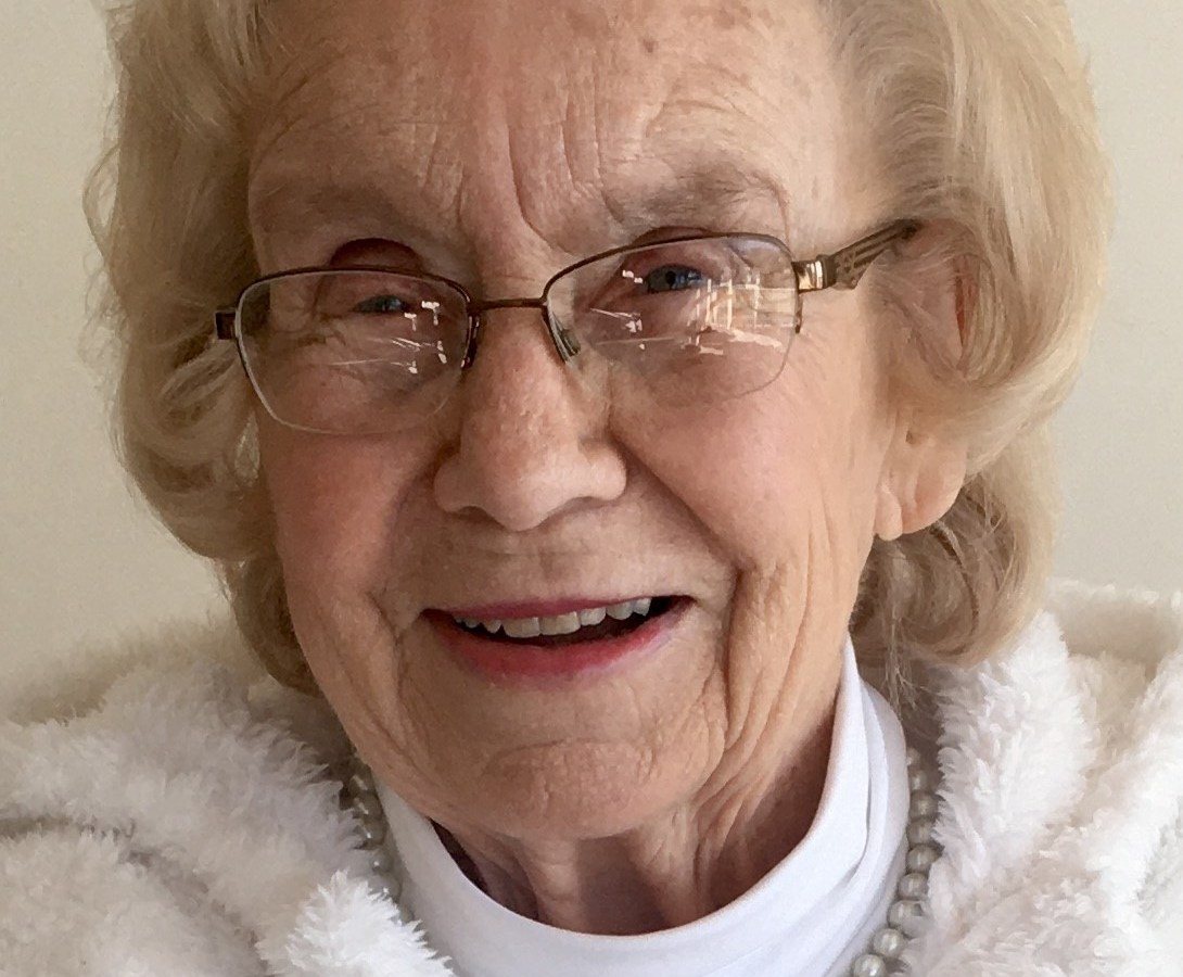 Marilyn "Mitzi" (Mitchell) Dickson