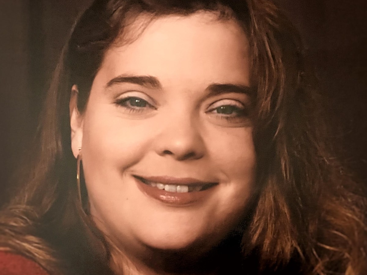 Vicki M. (Stinchfield) Henderson