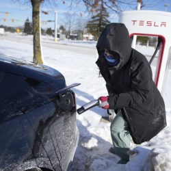 Electric Vehicles Frigid Weather Explainer