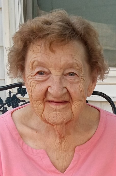 Carolyn (Whitney) Thorne