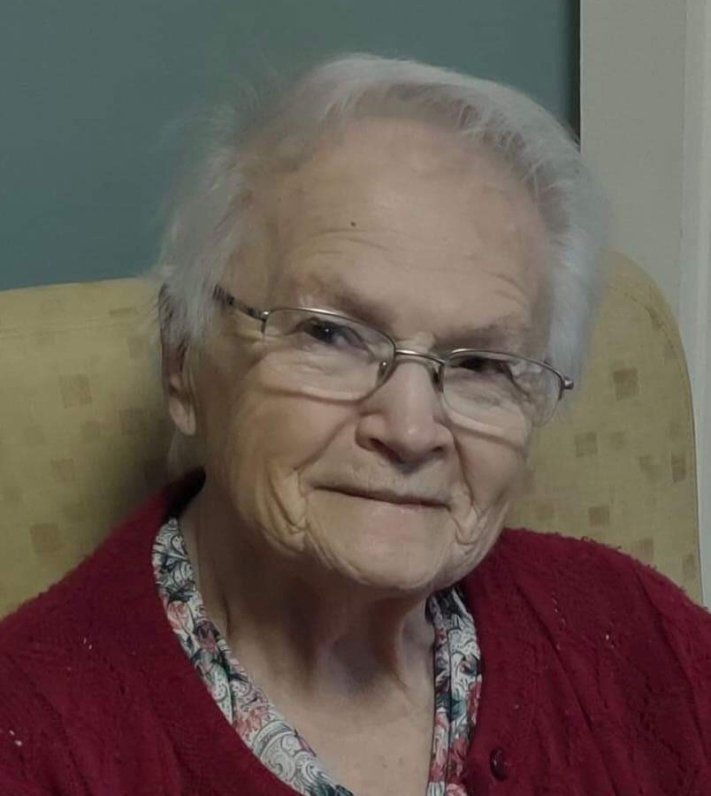 Pauline E Coro