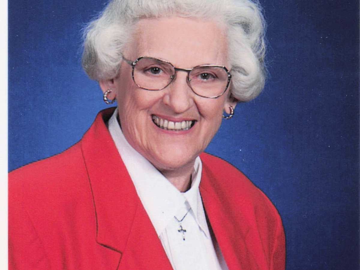 Lorena T. Paquette