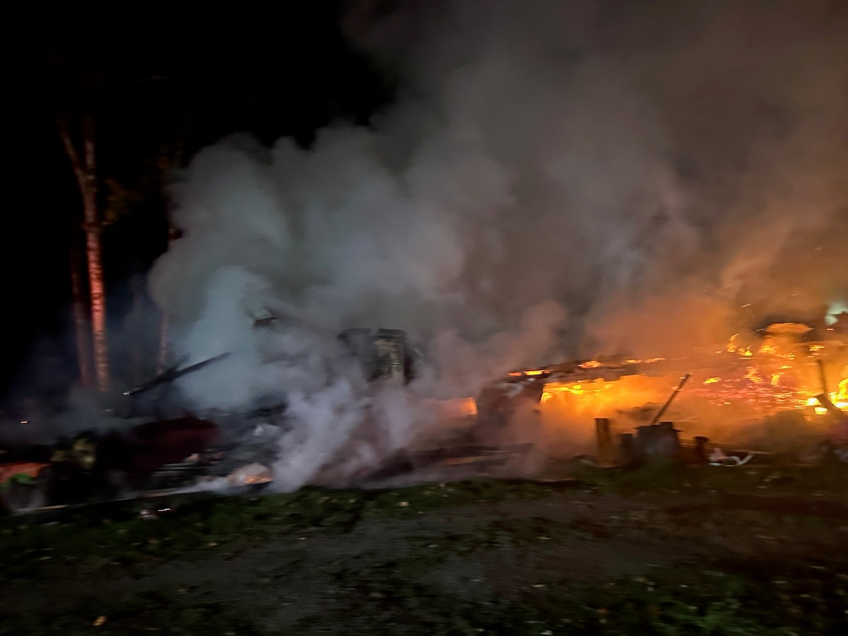 St. Albans mobile home destroyed by Monday morning fire