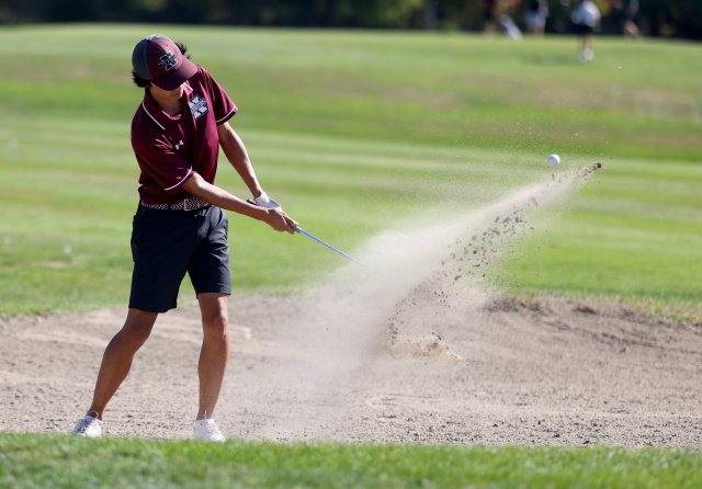 Class B wide open at high school golf state championships