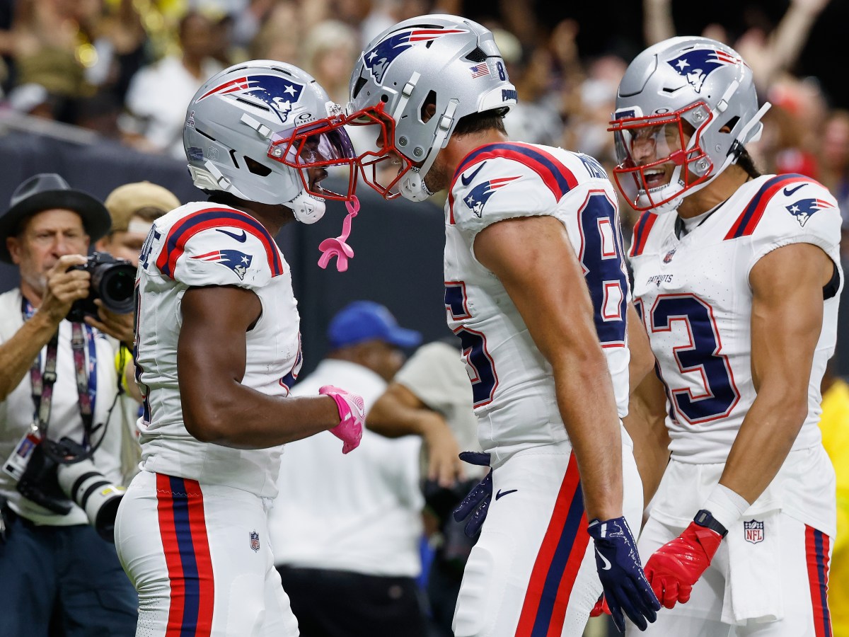 Patriots celebrate success on road