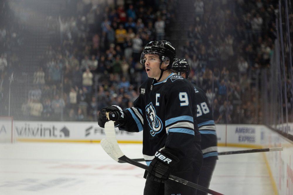 Bruins Mammoth Hockey