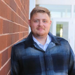 Jaden Siracusa, 28, is a direct sales representative.