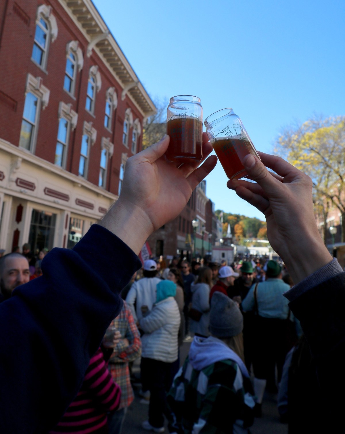 Maine’s best bets this week include ‘Hokus Pokus Live!’ and the Swine & Stein Brewfest