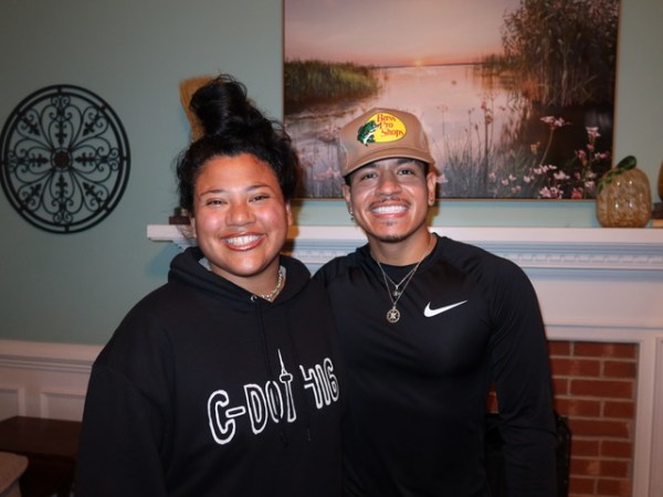 After 20 years, ‘American Idol’s’ Julia Gagnon found a brother she had never met