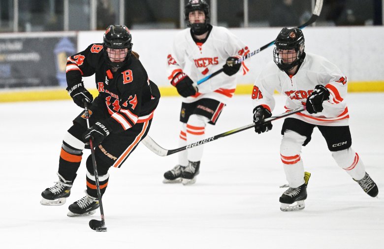 Meet the 5 Maine girls hockey teams to watch in 2025-26