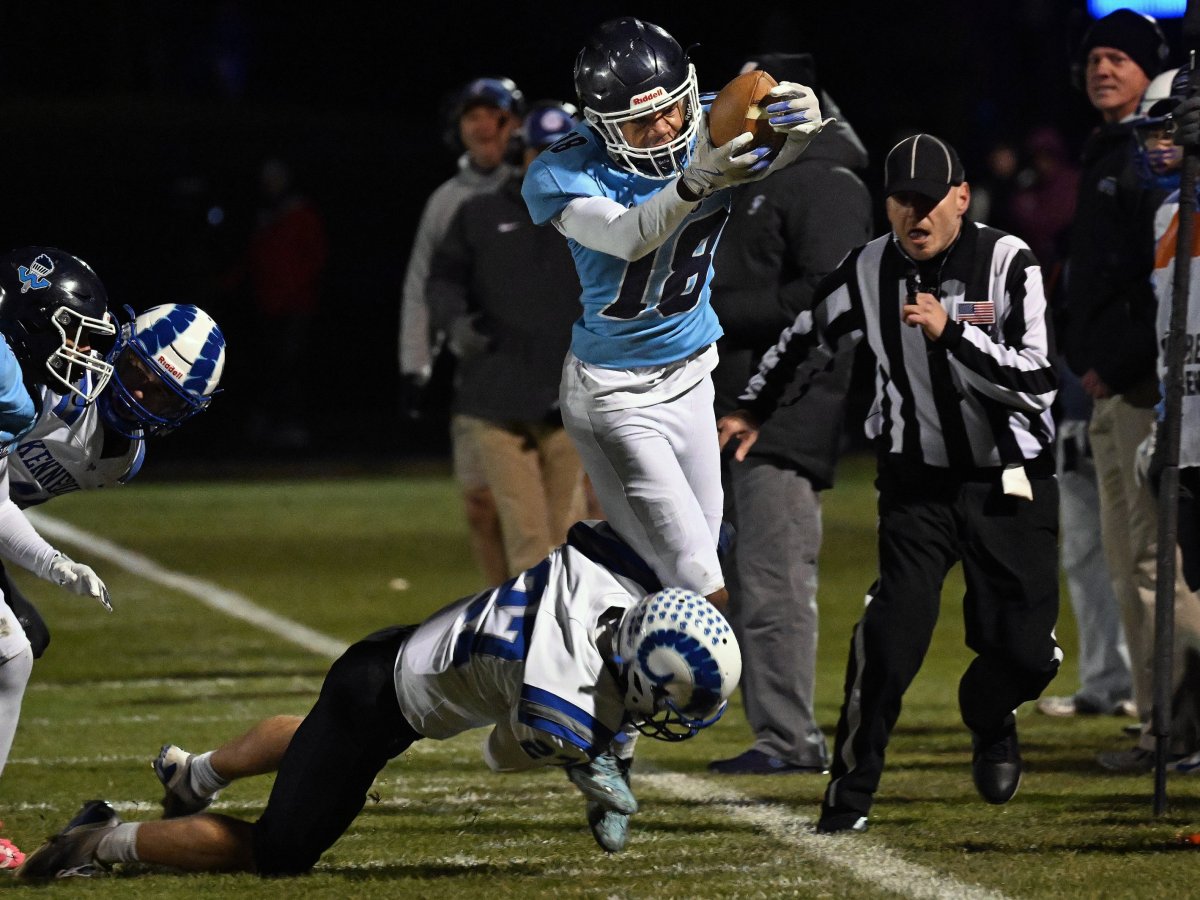 Here are Friday’s Maine high school football regional final scores
