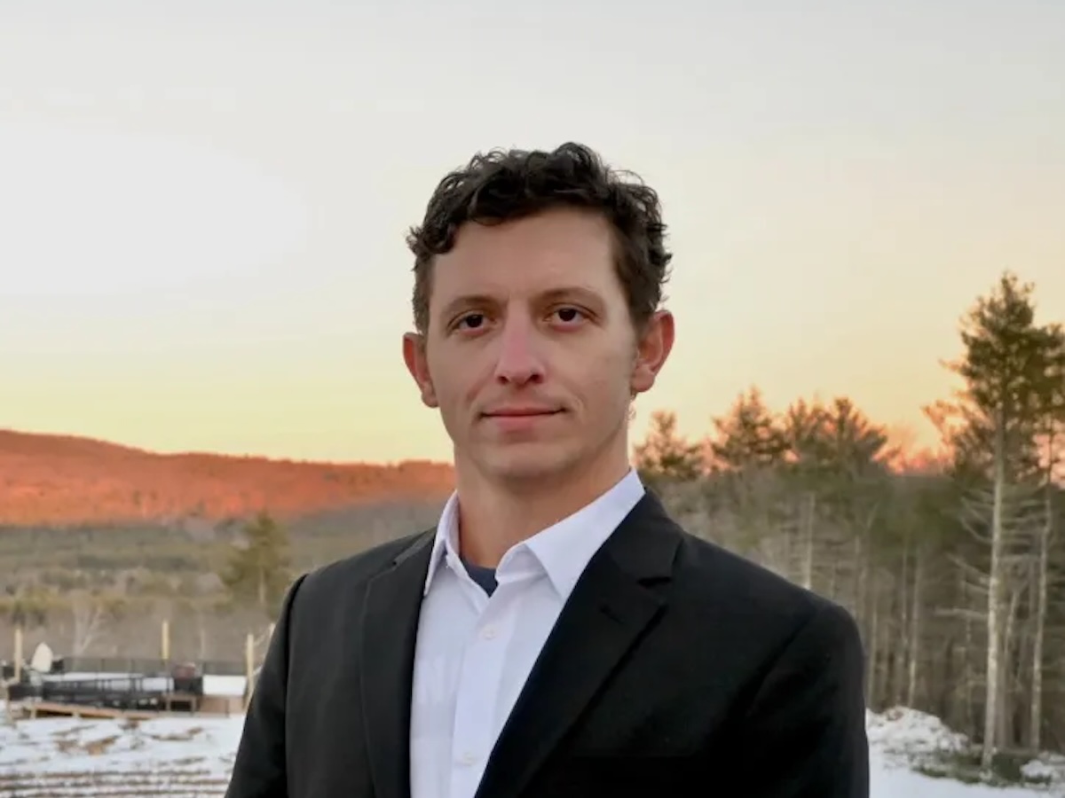 Former SpaceX engineer ends longshot bid for US Senate in Maine