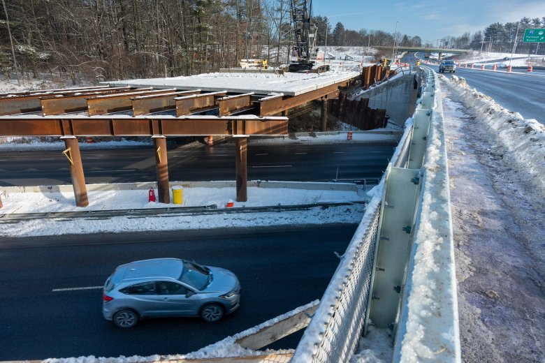Crews removing Western Avenue temporary bridge over I-95 in Augusta