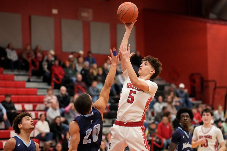 Sanford takes on the Expo, and other Maine boys basketball stories to follow this week