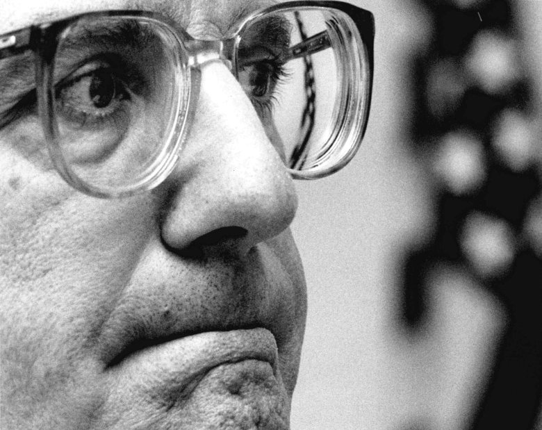 George Mitchell’s portrait removed from Maine State House