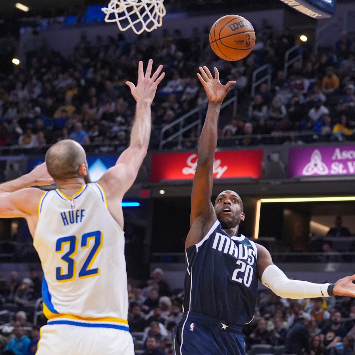 Mavericks, minus Flagg, top Pacers to snap 10-game losing streak