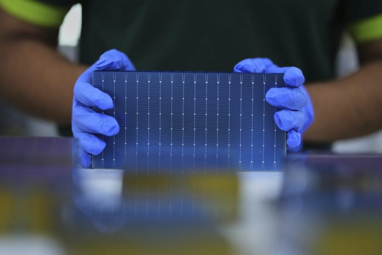 Plug-in solar could be coming to Maine thanks to this measure