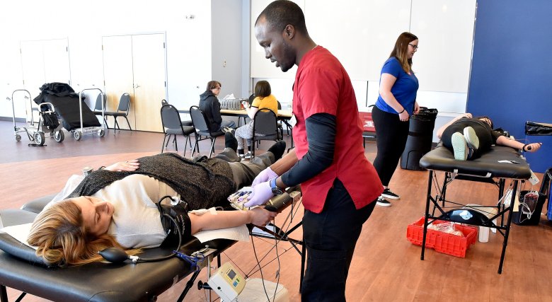 Here’s how, and why, to give blood in Maine